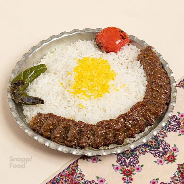چلو کباب کوبیده نقلی