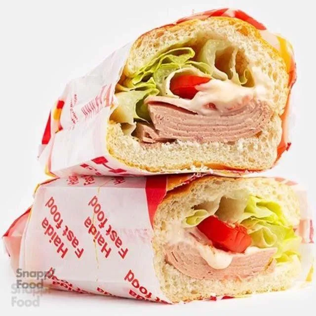 ساندویچ کالباس خشک ممتاز
