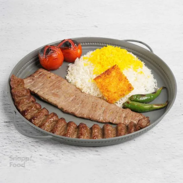چلو کباب سلطانی ناریجه(بدون دورچین) چلو کباب سلطانی ناریجه(بدون دورچین)