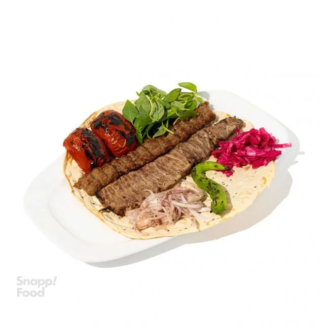 خوراک کباب سلطانی مخصوص راسته گوسفندی