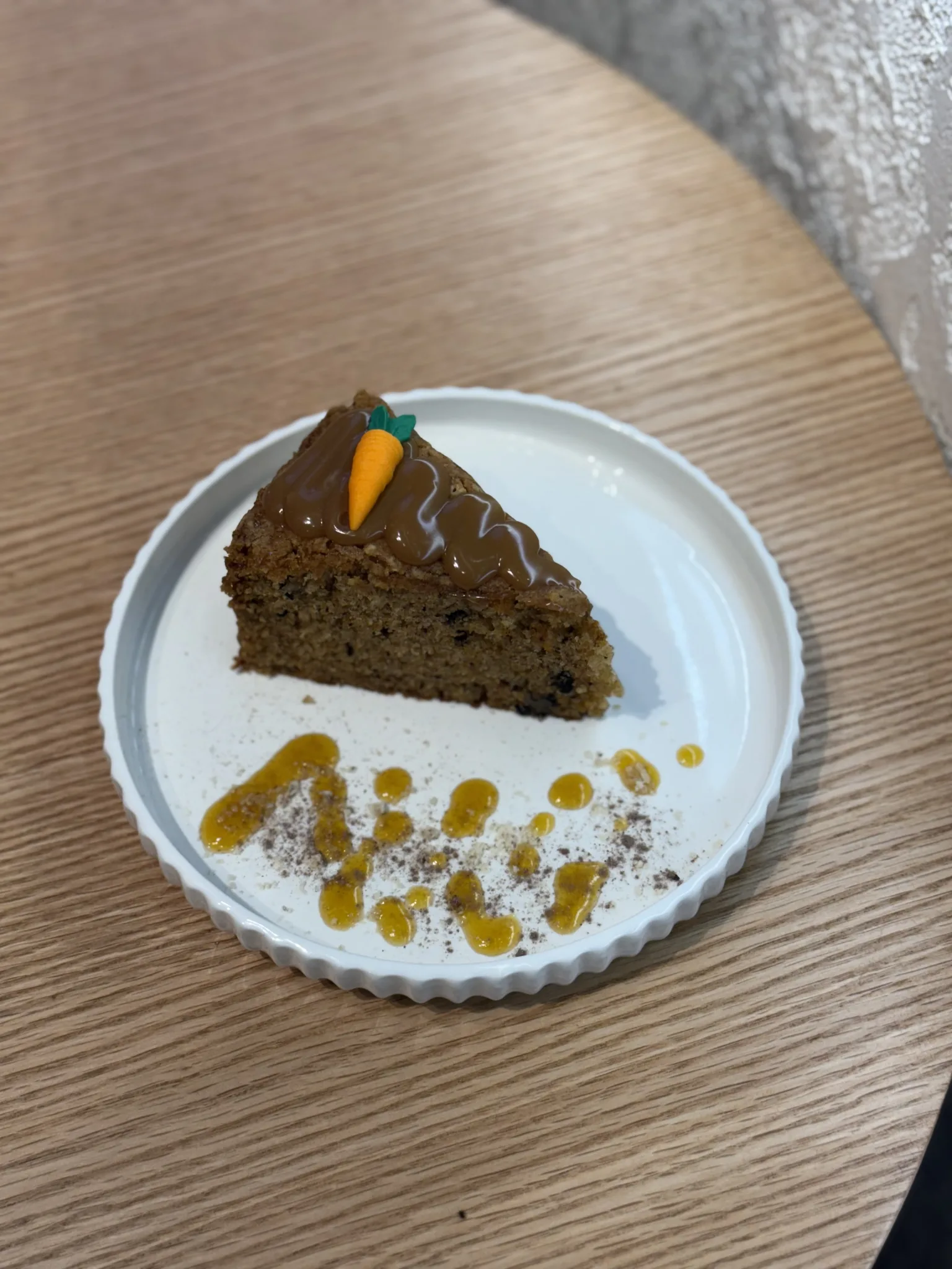 کیک هویج و گردو