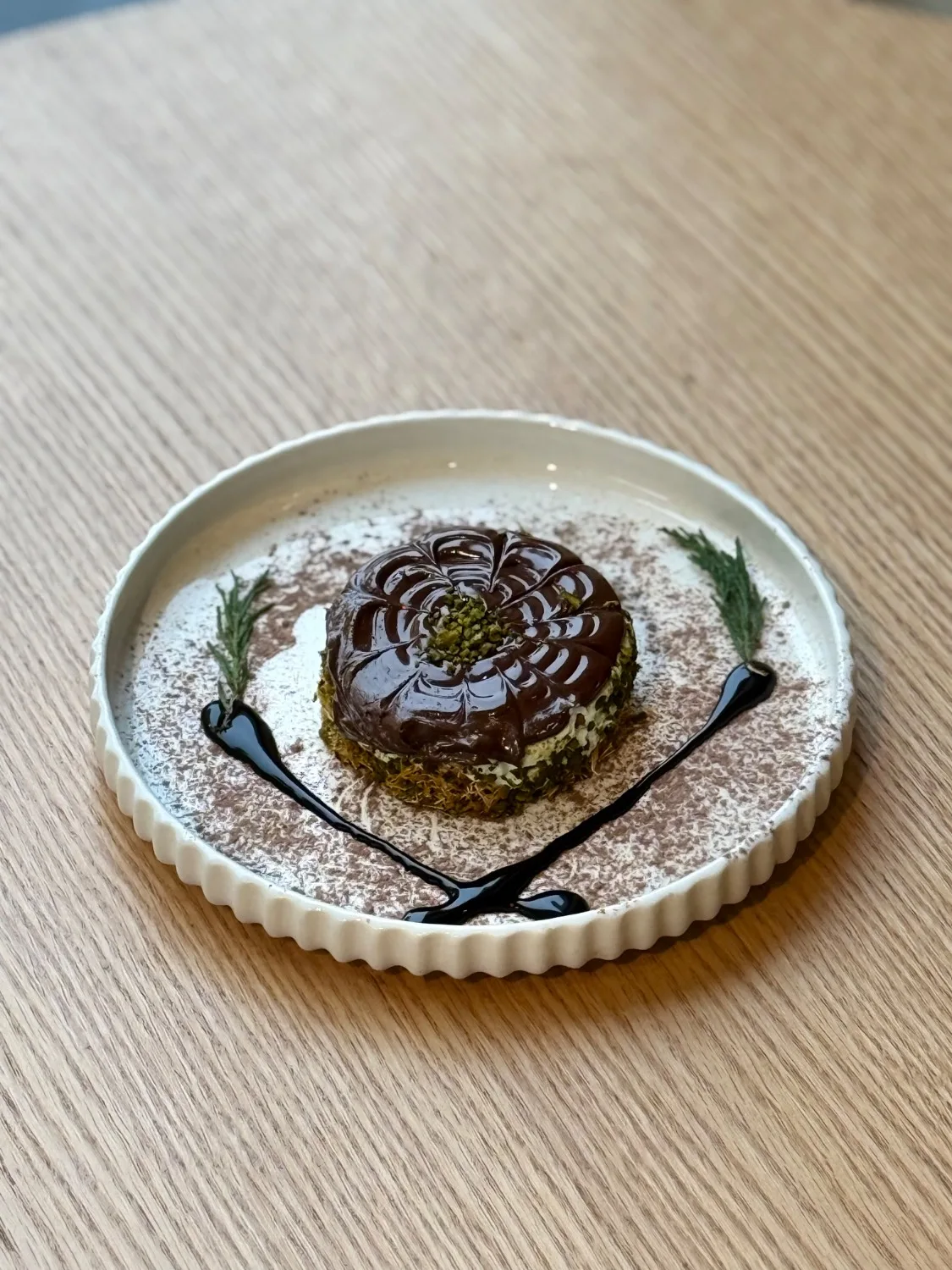 دبی چاکلت