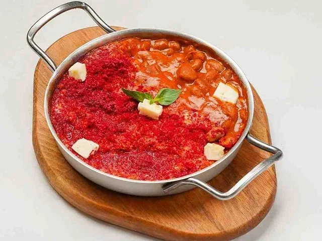 املت شاپوری
