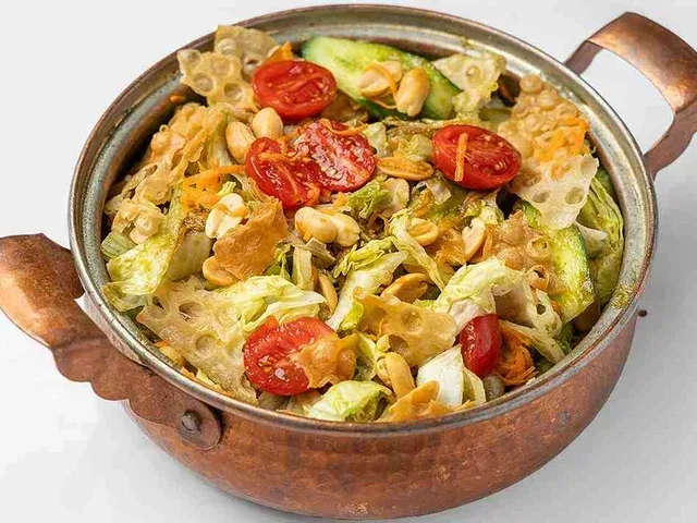 سالاد مخصوص بهزاد