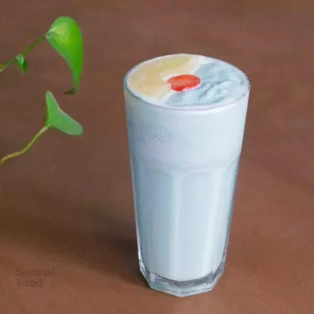 اسموتی بلو هتل
