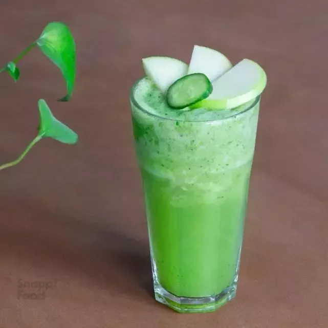 اسموتی سیب و خیار