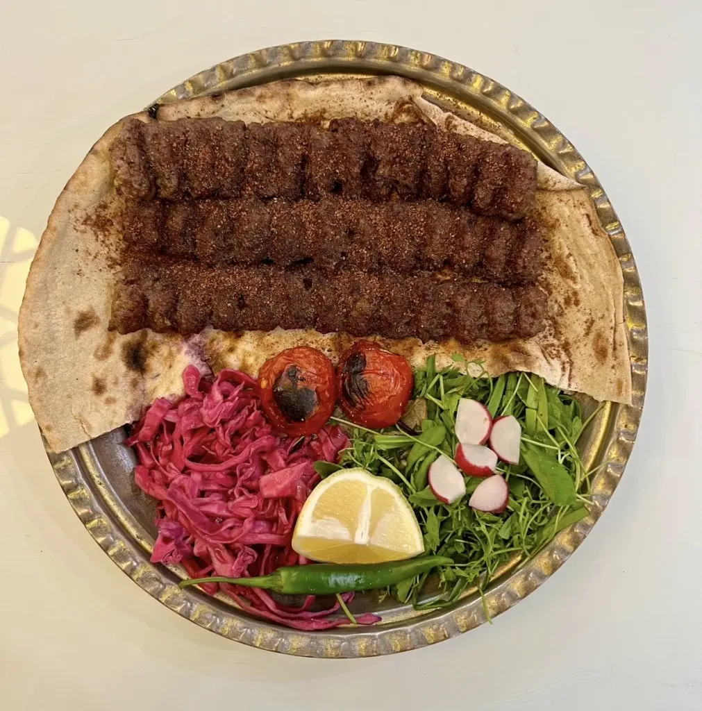 کباب محشی  (سه سیخ)
