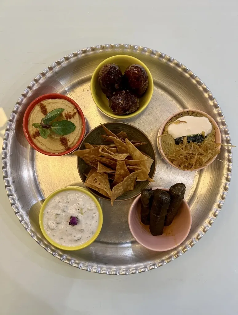 سینی مزه