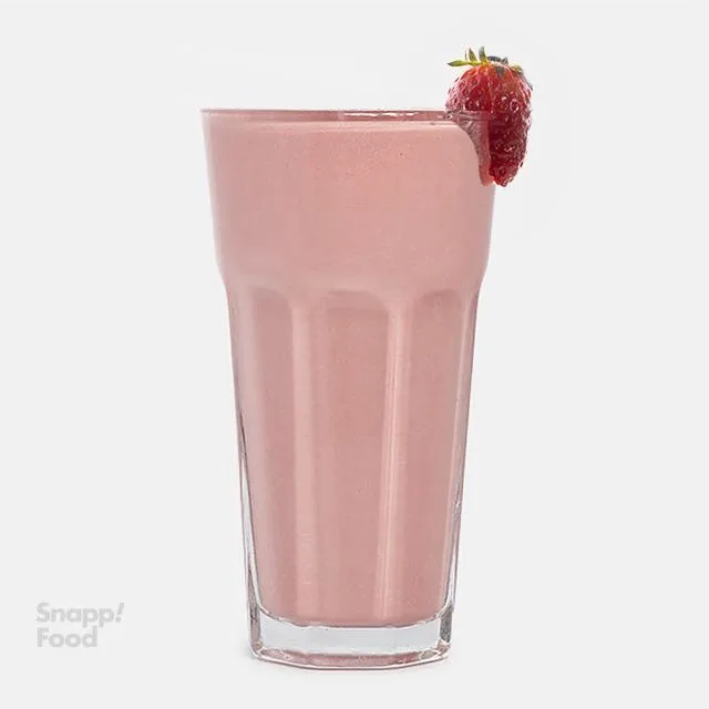 میلک شیک توت فرنگی