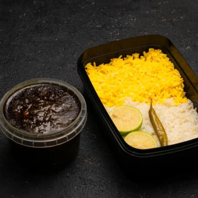چلو خورشت قورمه سبزی نیم پرس