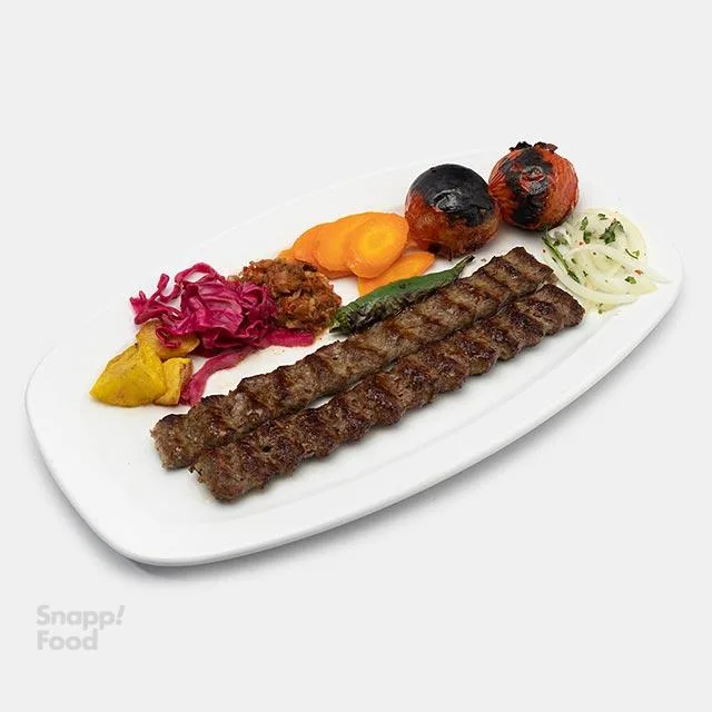 خوراک کباب کوبیده (دو سیخ)