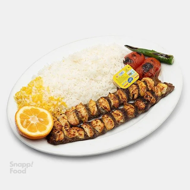چلو کباب نگین دار (دو سیخ)