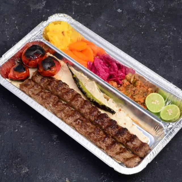 خوراک کباب کوبیده زعفرانی (دو سیخ)